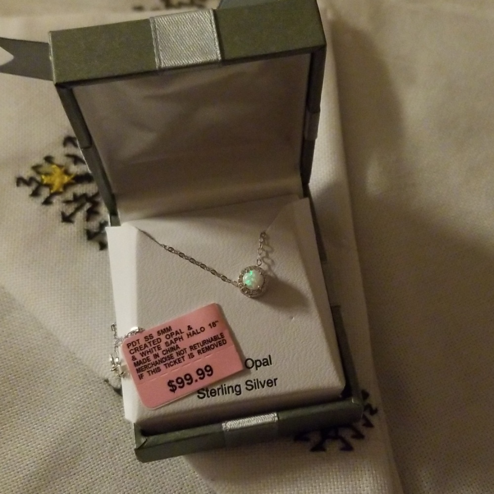 Necklace - Picture 2 of 2